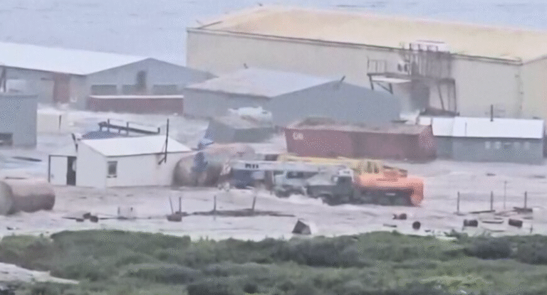 Earthquake Tsunami in Russia
