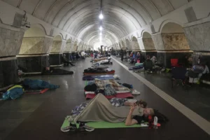 Russia hits Kyiv