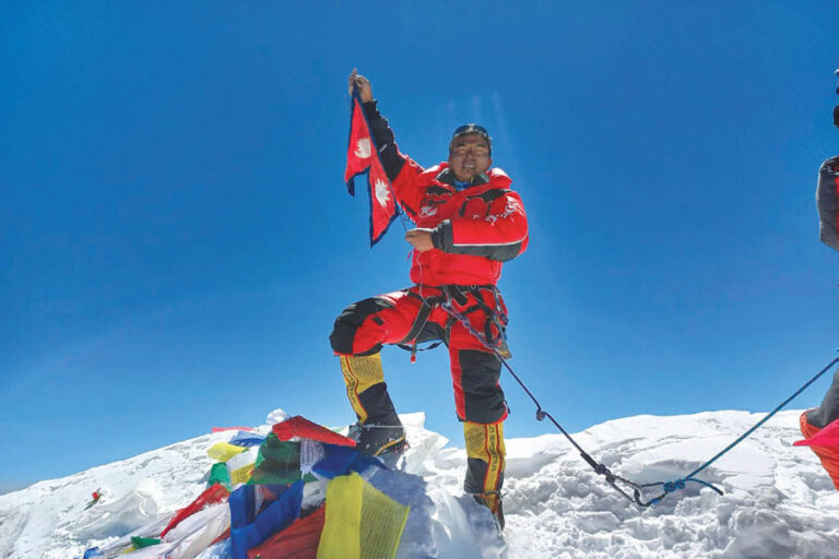 (Tamting Sherpa atop Mt K2 (left) in 2023, and Mt Makalu (above) in 2022. Photo: Courtesy: Tamting Sherpa)