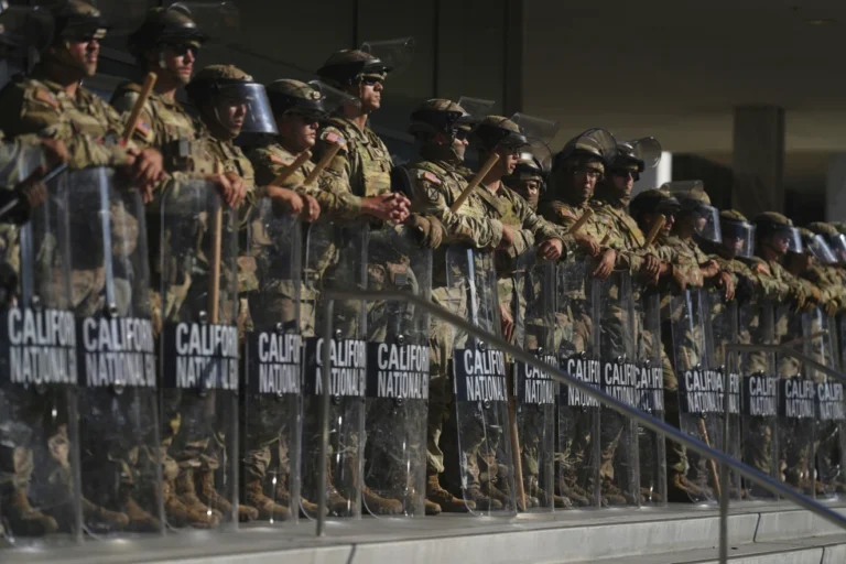 California National Guard members are positioned at the Federal Building in downtown Los Angeles, on June 10, 2025. (AP Photo/Eric Thayer, File)