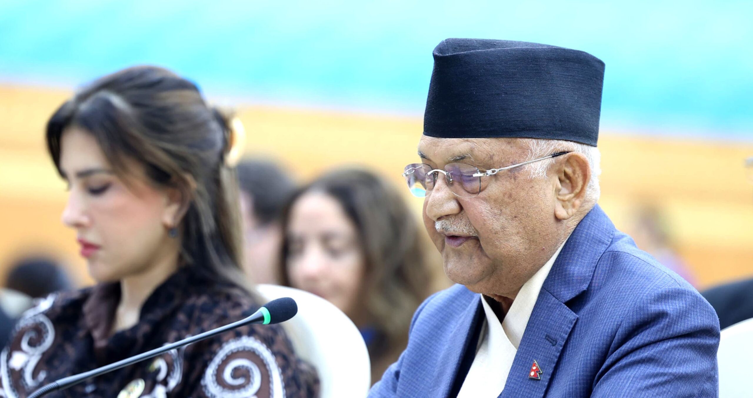 प्रधानमन्त्री केपी शर्मा ओली ‘भूपरिवेष्टित मुलुकको दिगो पूर्वाधार, सम्पर्क सञ्जालको सबलीकरण र अवरोधरहित पारवहन प्रणाली’ विषयक उच्चस्तरीय विषयगत राउण्ड टेबललाई सम्बोधन गर्नुहुँदै । भूपरिवेष्टित विकासशील राष्ट्रहरूको तेस्रो संयुक्त राष्ट्रसङ्घीय सम्मेलनको अन्तिम दिन आज प्रधानमन्त्रीले उक्त सत्रलाई सम्बोधन गर्नुभएको हो । तस्बिर सौजन्यः प्रधानमन्त्रीको सचिवालय/रासस