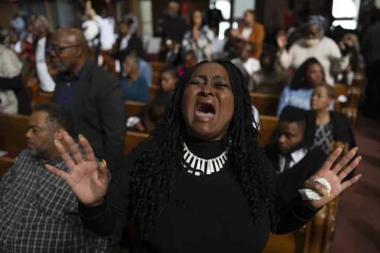 (Darleen Hall worships during a service at New Mount Pilgrim Missionary Baptist Church, Sunday, Sept. 7, 2025, in Chicago. AP Photo: Carolyn Kaster)