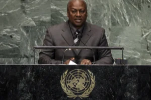 (Ghana’s President John Mahama addresses the high level meeting on rule of law in the United Nations General Assembly at U.N. headquarters, Sept. 24, 2012.  AP Photo: Richard Drew, File)