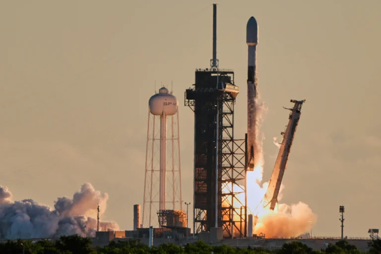 SpaceX rocket
