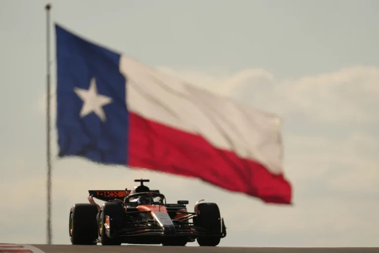 (McLaren driver Oscar Piastri of Australia steers his car during the qualification for the Formula One U.S. Grand Prix race in Austin, Texas, Saturday, Oct. 18, 2025. (AP Photo/Eric Gay)