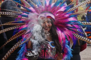 Aztec dancers