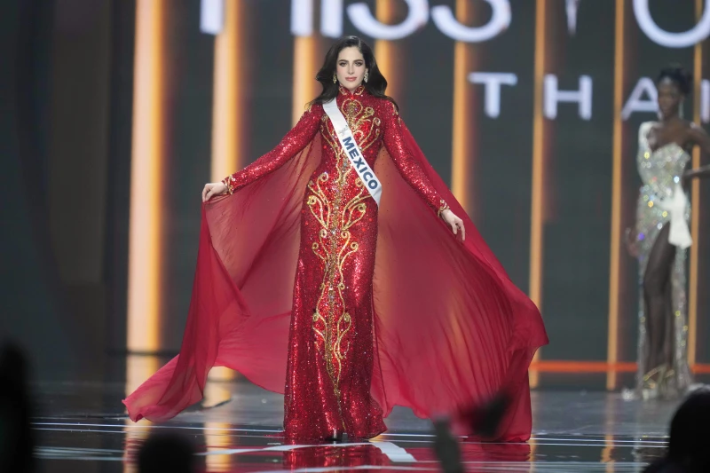 (Mexico Fatima Bosch competes during the final round of the 74th Miss Universe Beauty Pageant in Nonthaburi province, Thailand, Friday, Nov. 21, 2025. (AP Photo: Sakchai Lalit)