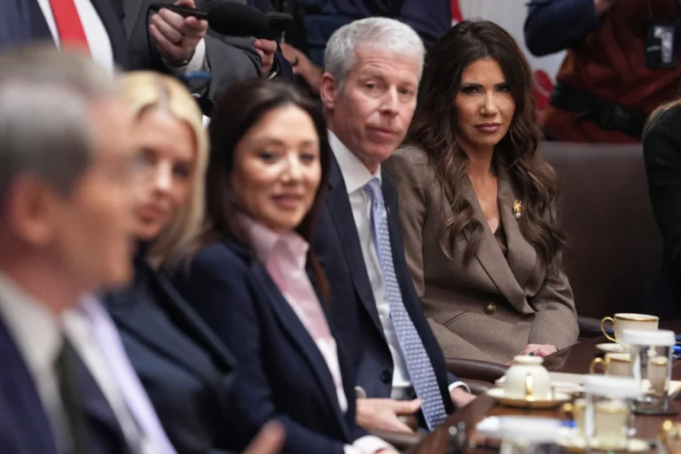 (From left, Treasury Secretary Scott Bessent speaks as Attorney General Pam Bondi, Labor Secretary Lori Chavez-DeRemer, Energy Secretary Chris Wright, and Homeland Security Secretary Kristi Noem listen during a cabinet meeting at the White House, Thursday, Jan. 29, 2026, in Washington.  AP Photo: Evan Vucci)