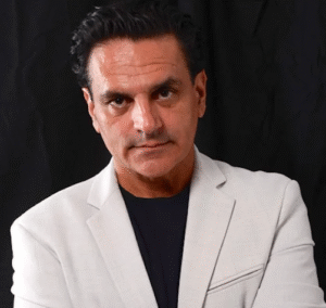 Dr Fernando Messias