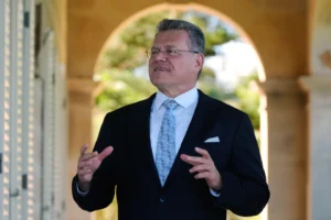 EU Security Maros Selfcovic
