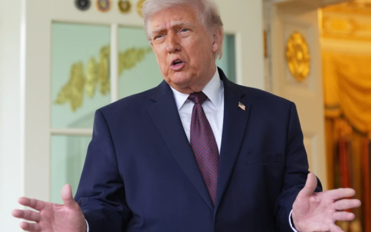 (President Donald Trump confirmed Monday a U.S. naval blockade of Iranian ports is underway, saying “we can’t let a country blackmail” the world. Photo: AP)