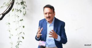 Dr Mahat