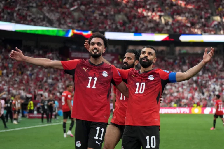 (Egypt’s Mohamed Salah (10) celebrates his goal with teammate Mostafa Ziko (11) during the World Cup Group G soccer match in Vancouver, British Columbia, Sunday, June 21, 2026. Photo: Darryl DyckThe Canadian Press via AP)