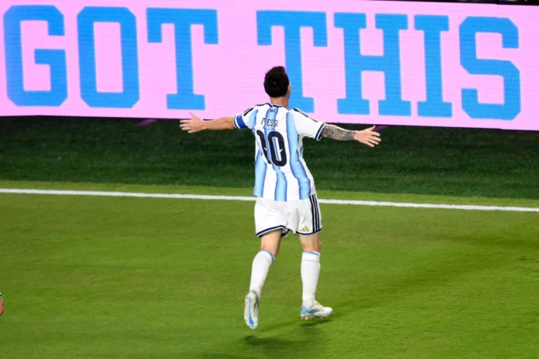 Argentina’s Lionel Messi (10) celebrates after scoring their second goal during the World Cup Group J soccer match between Argentina and Algeria in Kansas City, Mo., Tuesday, June 16, 2026. (AP Photo/Reed Hoffmann)