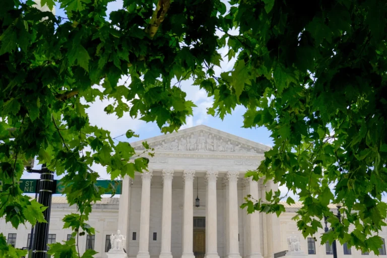 (The Supreme Court has rejected President Donald Trump’s executive order on birthright citizenship that would have denied citizenship to children born to mothers who are in the country illegally or temporarily. Photo: AP)