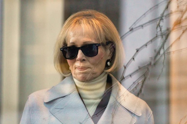 (E. Jean Carroll arrives at Manhattan federal court, Jan. 17, 2024, in New York.  AP Photo: Eduardo Munoz Alvarez)