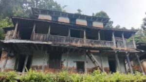 (In a rural settlement of Lamjung, a house stands locked after its owner migrated to the city; weeds have overgrown the courtyard, and the crumbling structure speaks of a desolate village. Photo: HV)
