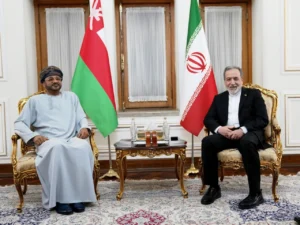 Iran and Oman hold talks