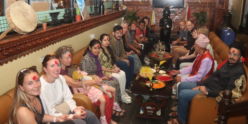 Foreigners receive tika