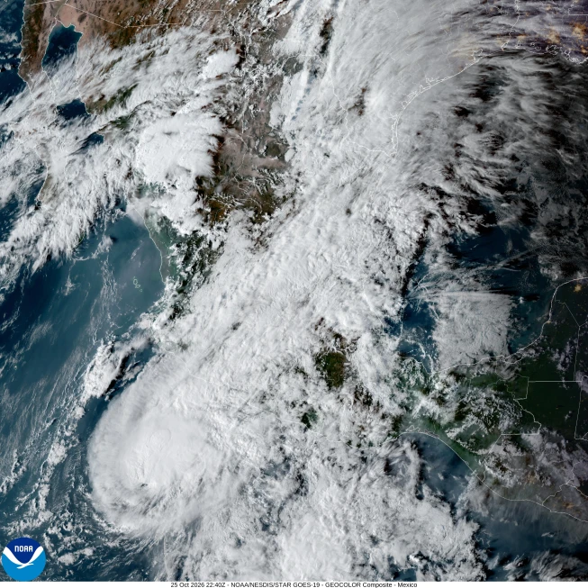 (This satellite image from the National Oceanic and Atmospheric Administration shows Tropical Storm Vance churning off southwest Mexico’s Pacific coast, at 6:40 p.m. ET (EDT) on Sunday, Oct. 25, 2026. Photo: NOAA via AP)