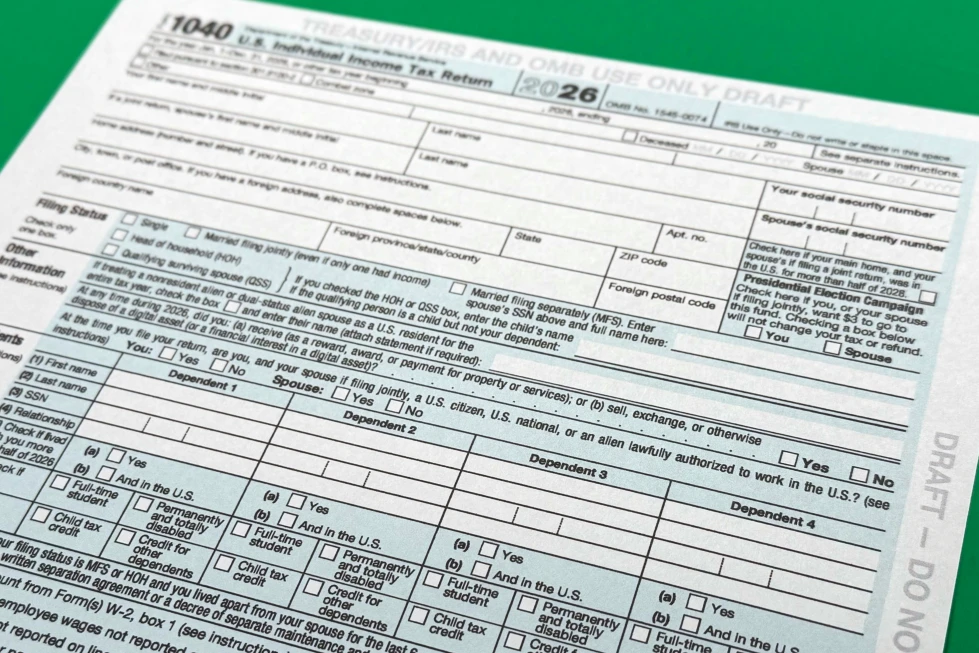 (A draft version of the IRS 1040 tax form for 2026 is photographed Wednesday, Sept. 30, 2026. (AP Photo: Jon Elswick)